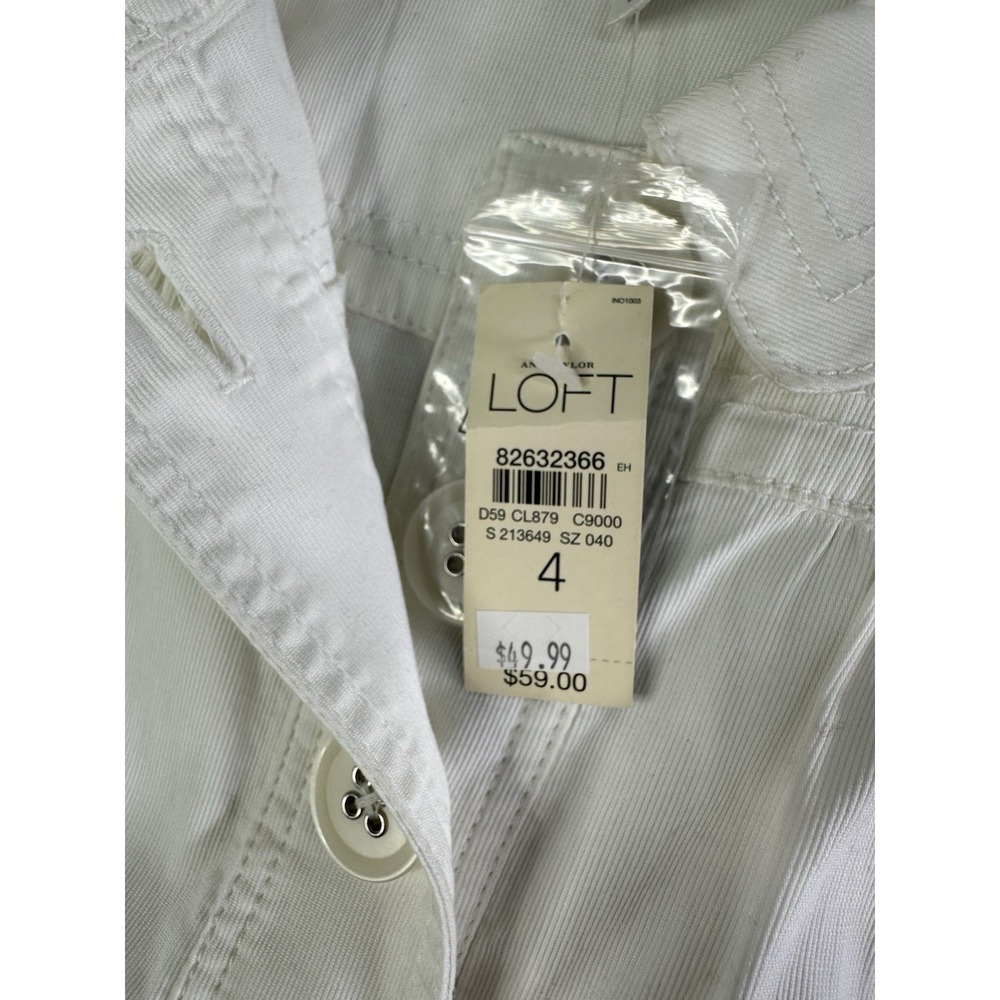 NEW Ann Taylor LOFT Y2K Button From Cap Sleeve White Vest / Women's Size 4 - Picture 3 of 5
